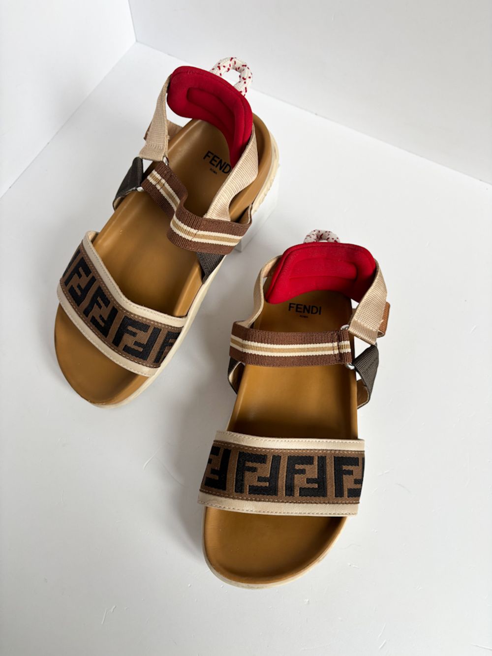 Комбинированные сандалии Fendi, 32