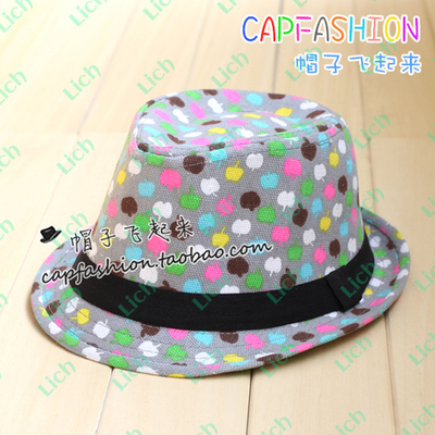 Шляпа детская с принтами разноцветных яблок