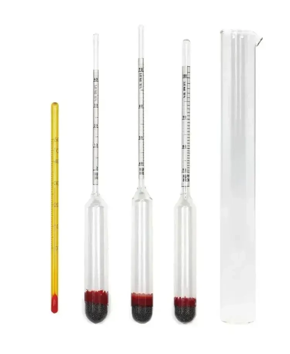 Набор спиртомеров АСП-3 с термометром и колбой в деревянном боксе