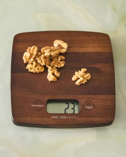 ZARA HOME ДЕРЕВЯННЫЕ КУХОННЫЕ ВЕСЫ, СВЕТЛО-БЕЖЕВЫЙ