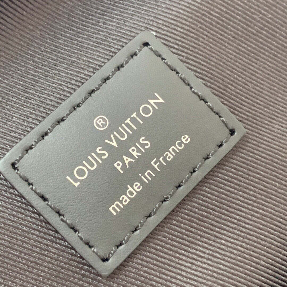 Louis Vuitton Avenue Sling Bag
