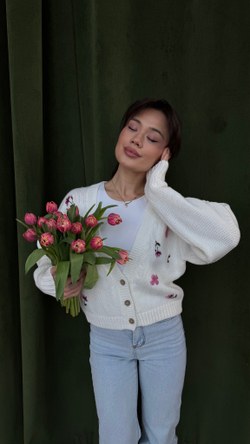 Кардиган с цветами взрослый