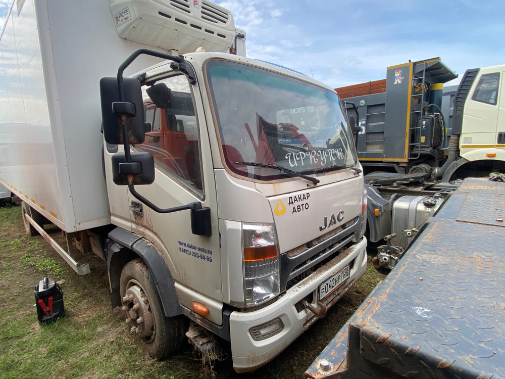 Меткомплекс N111* на шасси JAC N120 Изотермический/рефрижератор N11121 (Рефрижератор, Дизельный, 3,8