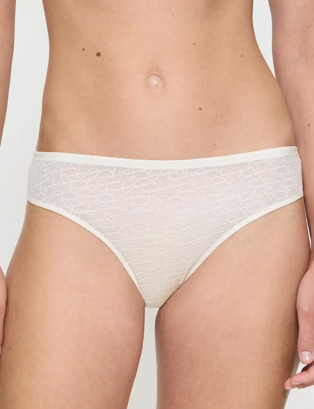 Трусы женские Triumph Signature Sheer Tai EX ваниль