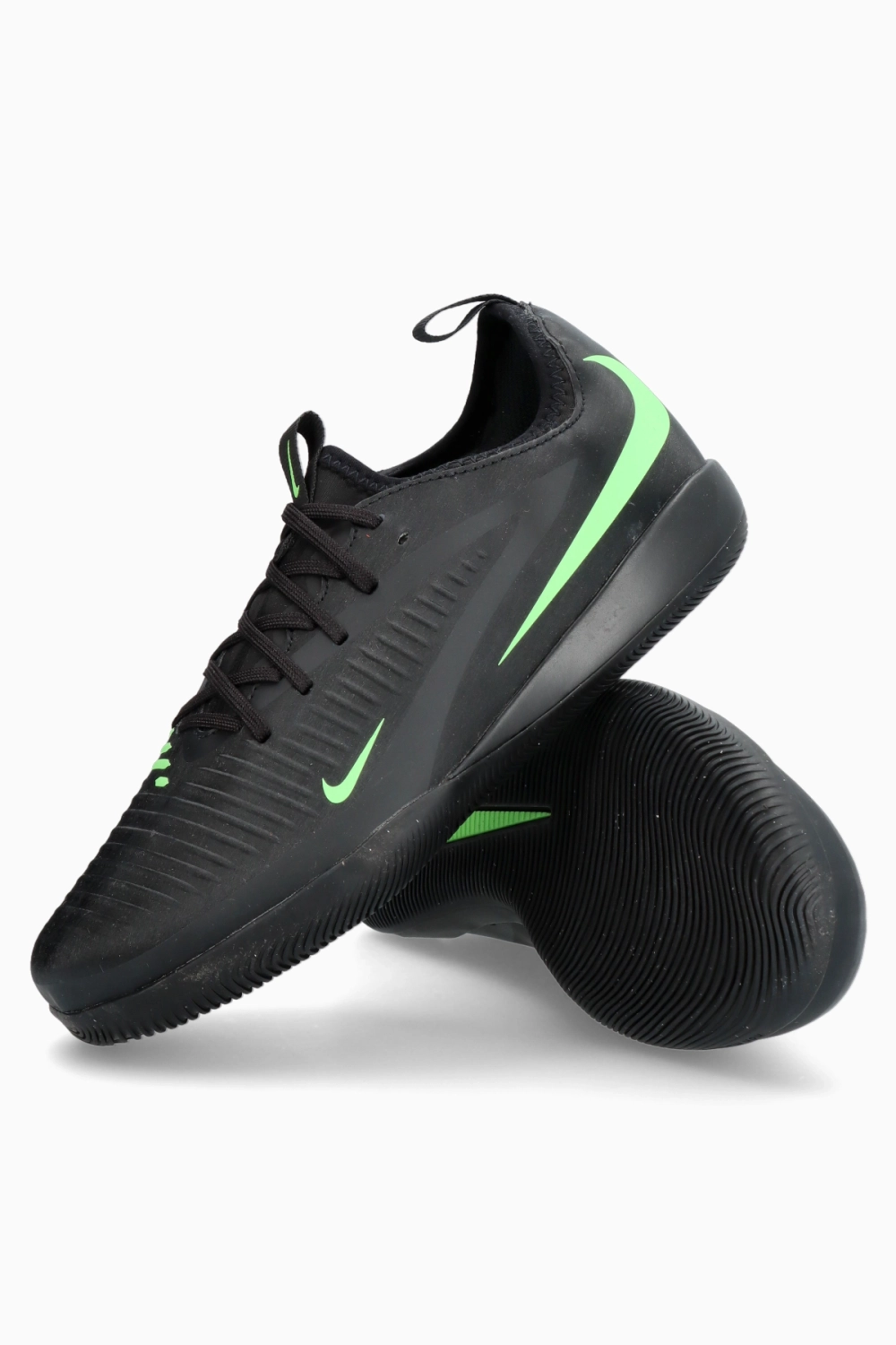 Футзалки Nike Phantom 6 Low Academy IC Junior - черный