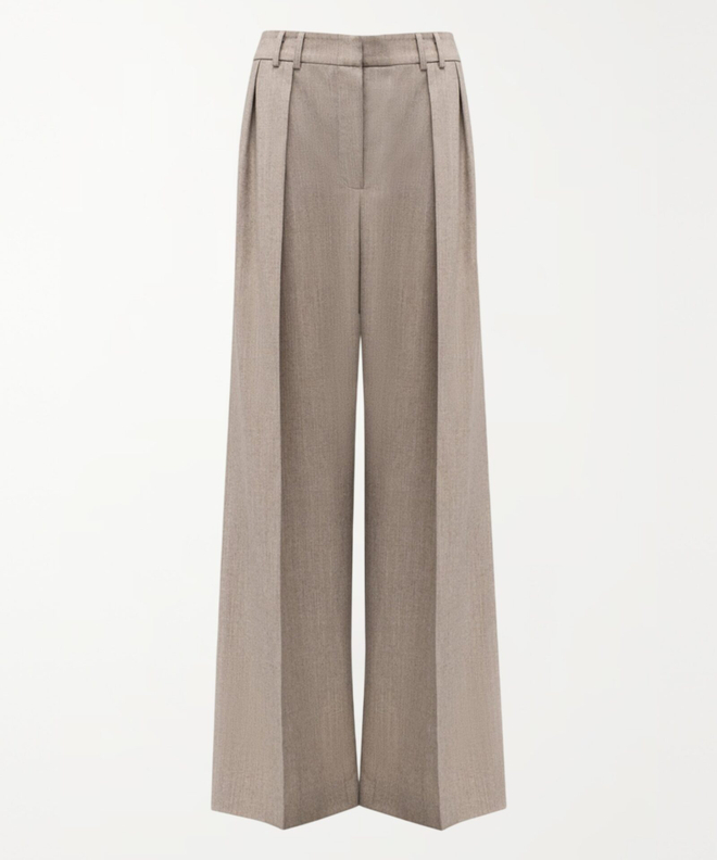 Брюки со складками