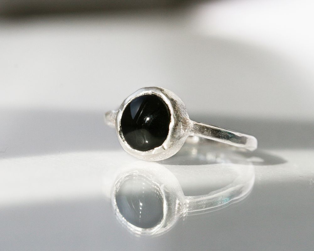Кольцо битое с чёрным агатом