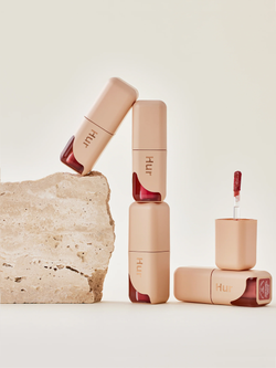 Сияющий блеск-тинт для губ House of HUR Glow Ampoule Tint 4,5 г