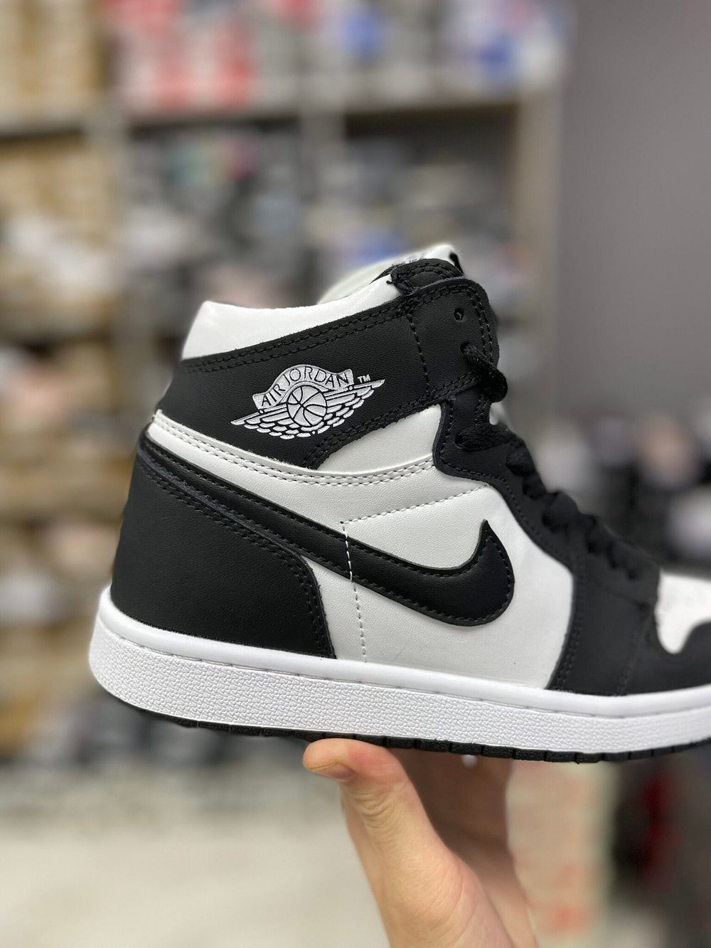 Nike Air Jordan Black/White