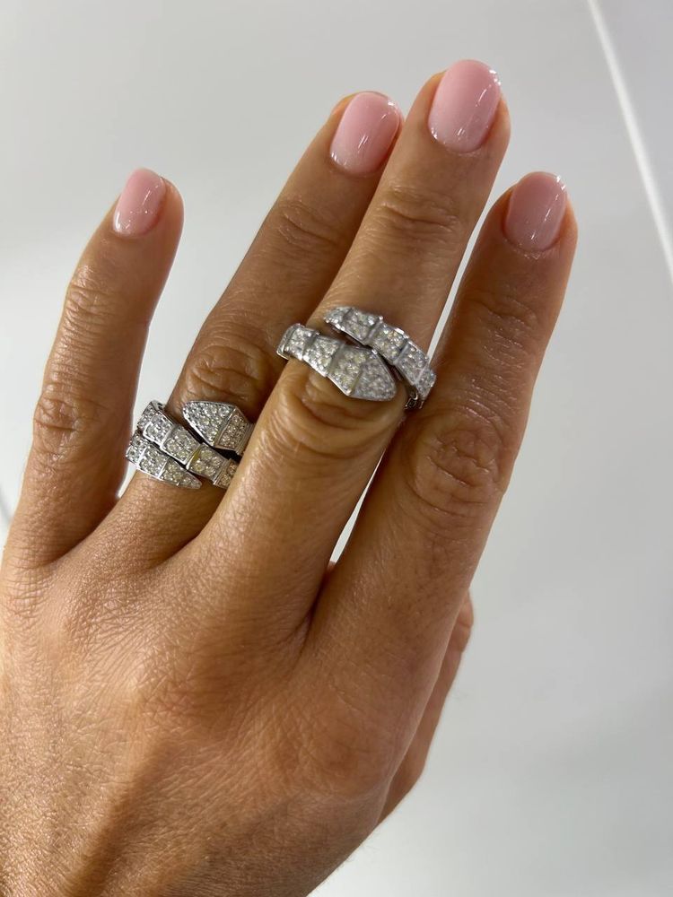 Кольцо Bvlgari один оборот