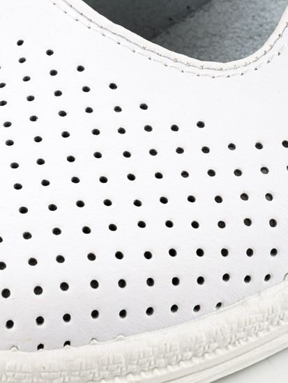 Сандалии (белые)