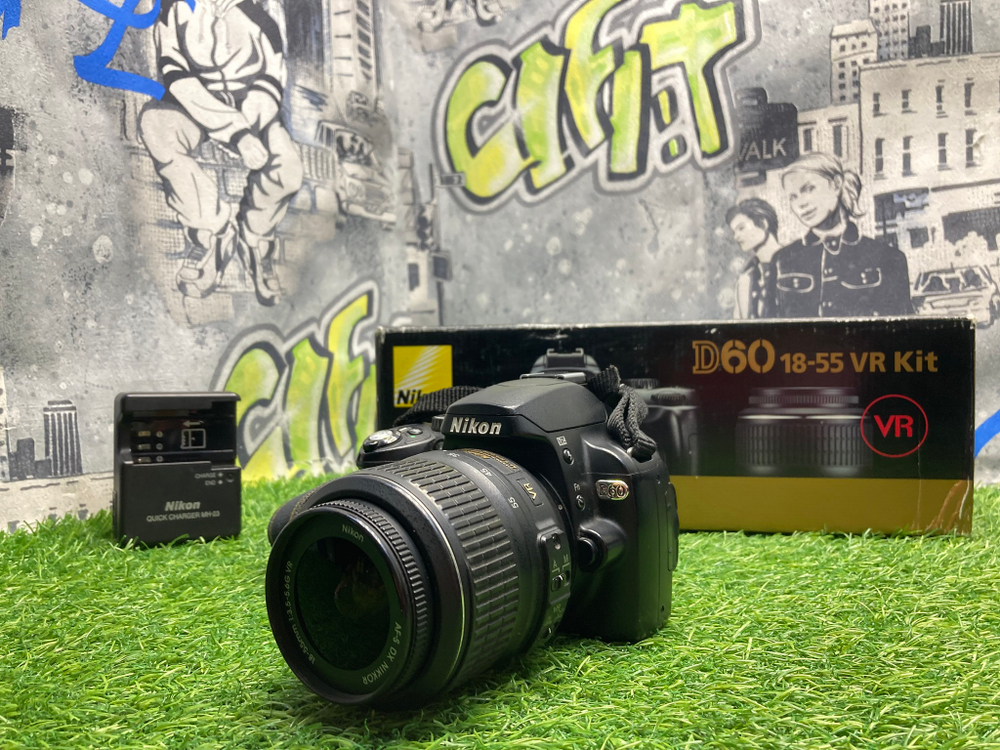 Nikon D60 Kit 18-55mm ( Состояние неизвестно )