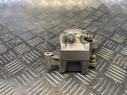 Суппорт заднего тормоза Suzuki GSR400 (GK7DA)