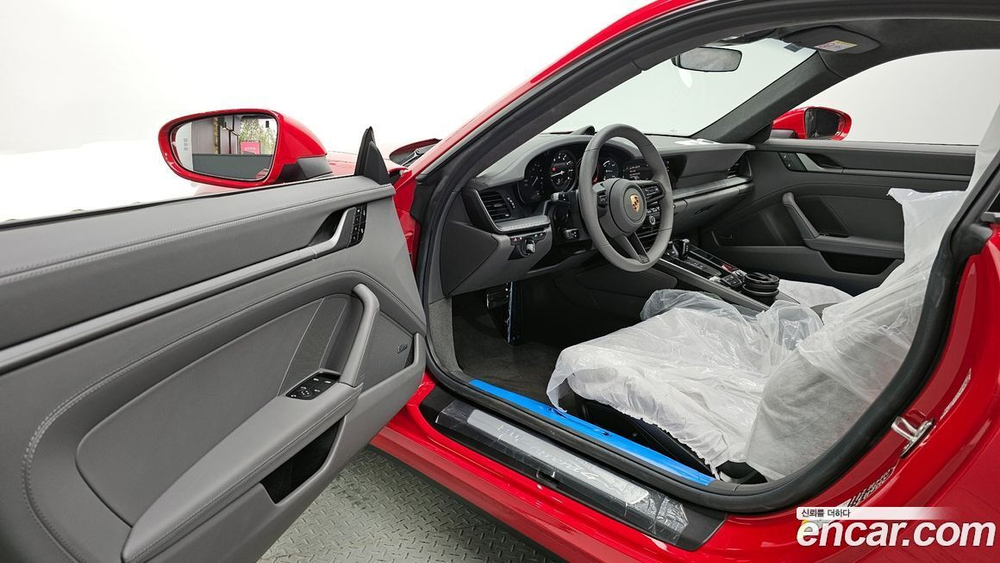 Porsche 911 (992) Carrera 4 (12.2023)