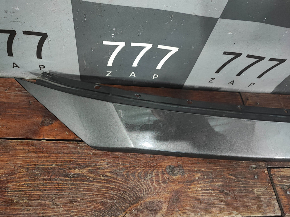 Накладка решетки радиатора Mazda CX-5 2 (KF) 17-нв Б/У Оригинал KB8A507E1