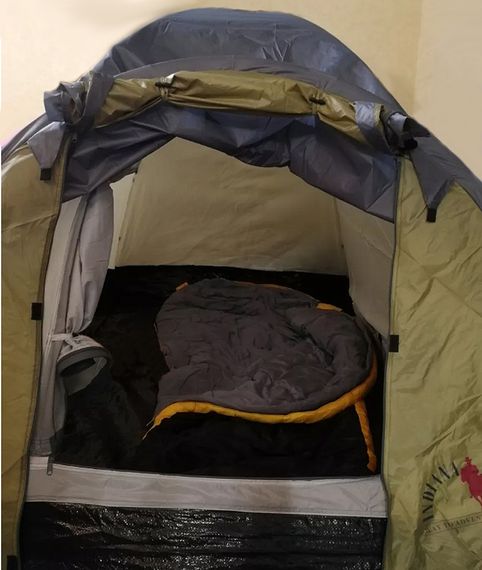 Палатка Indiana HOGAR 2, внутри.