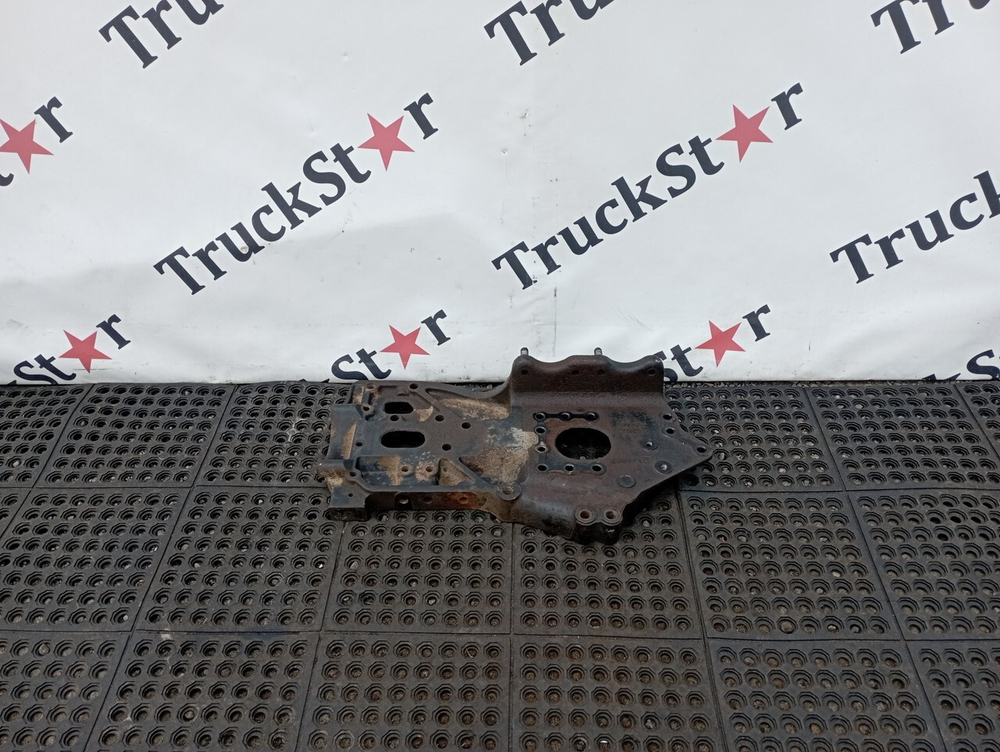 Кронштейн рессоры передней левый 2017г.