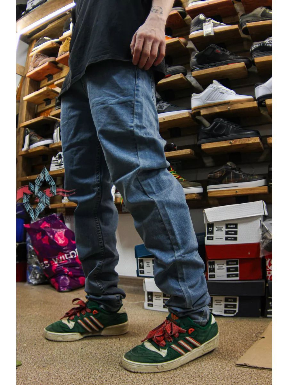 Джинсы прямые от Savitar Shoes Company