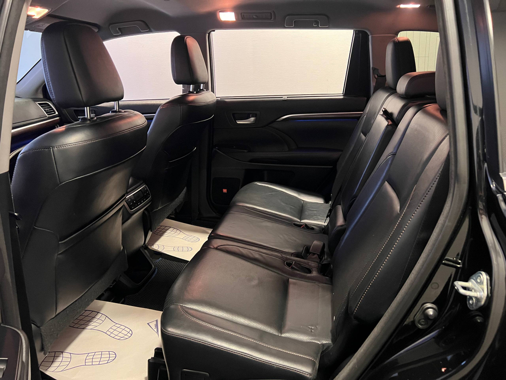 Toyota Highlander, 2015 год