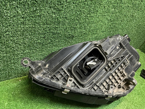 Фара правая Mercedes GLE V167 (2018-2024) LED