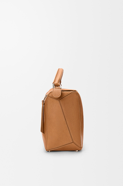 Loewe Большая сумка Puzzle мягкой зернистой телячьей кожи, светло-коричневый