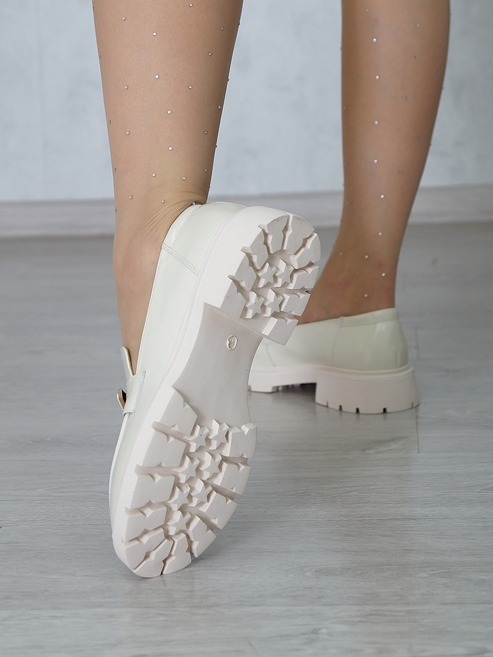 Туфли женские MALIN DEGELY 711-2