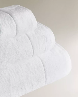 ZARA HOME ПОЛОТЕНЦЕ ИЗ РЕЛЬЕФНОЙ ТКАНИ, БЕЛЫЙ