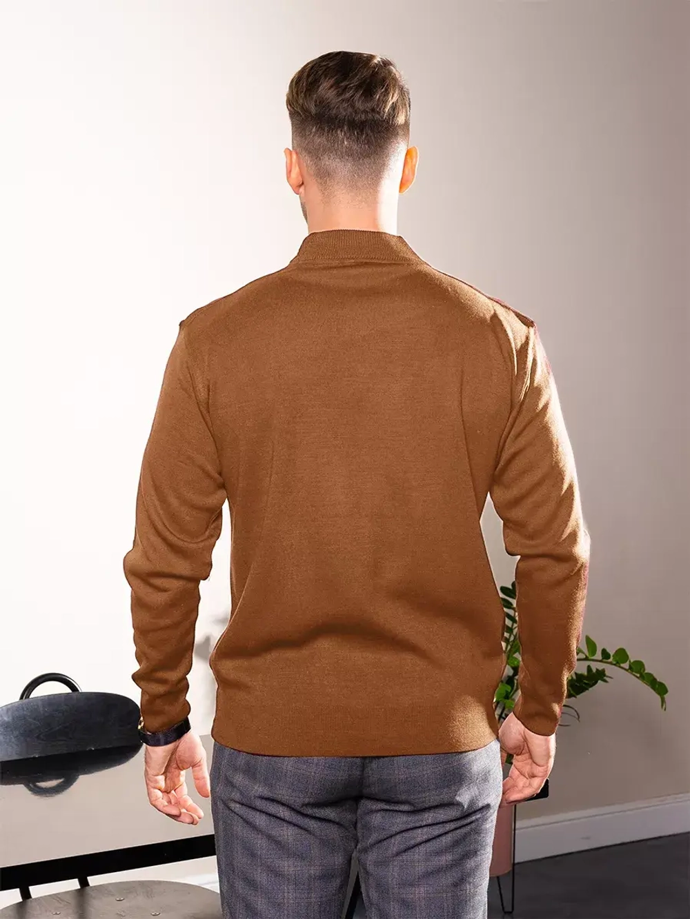 Джемпер однотонный базовый