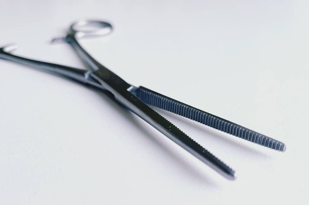 Зажим к/о прямой (160мм)