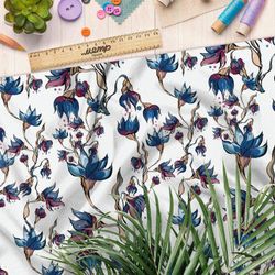 Ткань таффета голубые цветы на белом