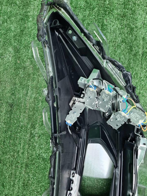 Стекло фары правое Toyota RAV4 5 XA50 (2018-н.в.)