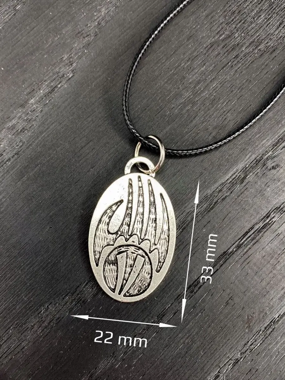 Защитный магический славянский кулон оберег Лапа Медведя