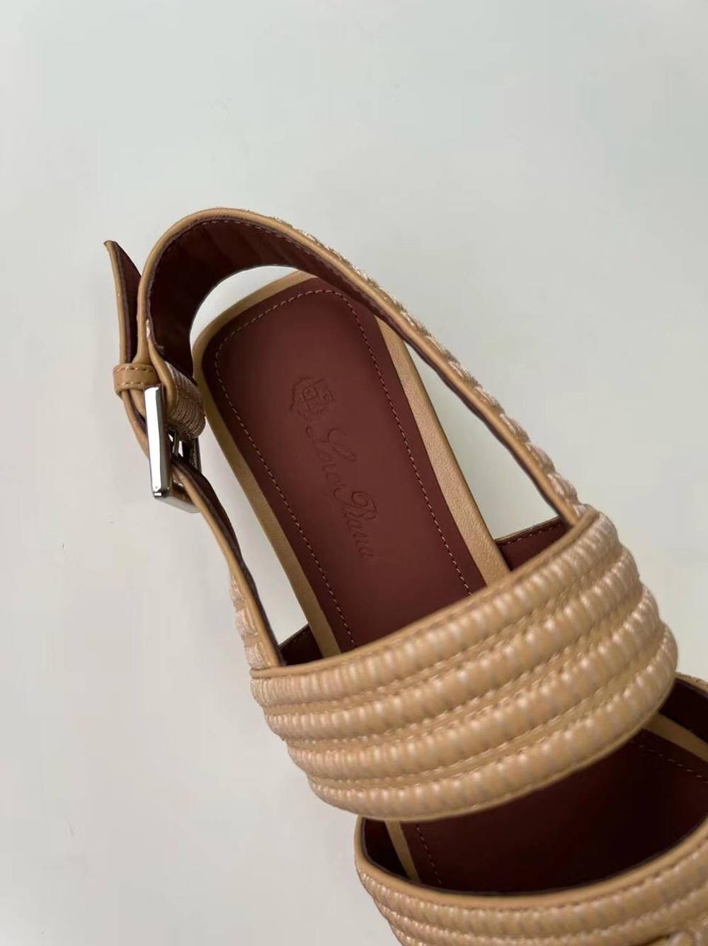Сандалии Loro Piana