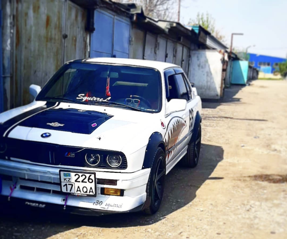 BMW E30 M3 EVO Передний бампер (Реплика "Стекловолокно")