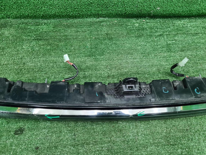 Фонарь крышки багажника Lixiang L9 (2022-н.в.)