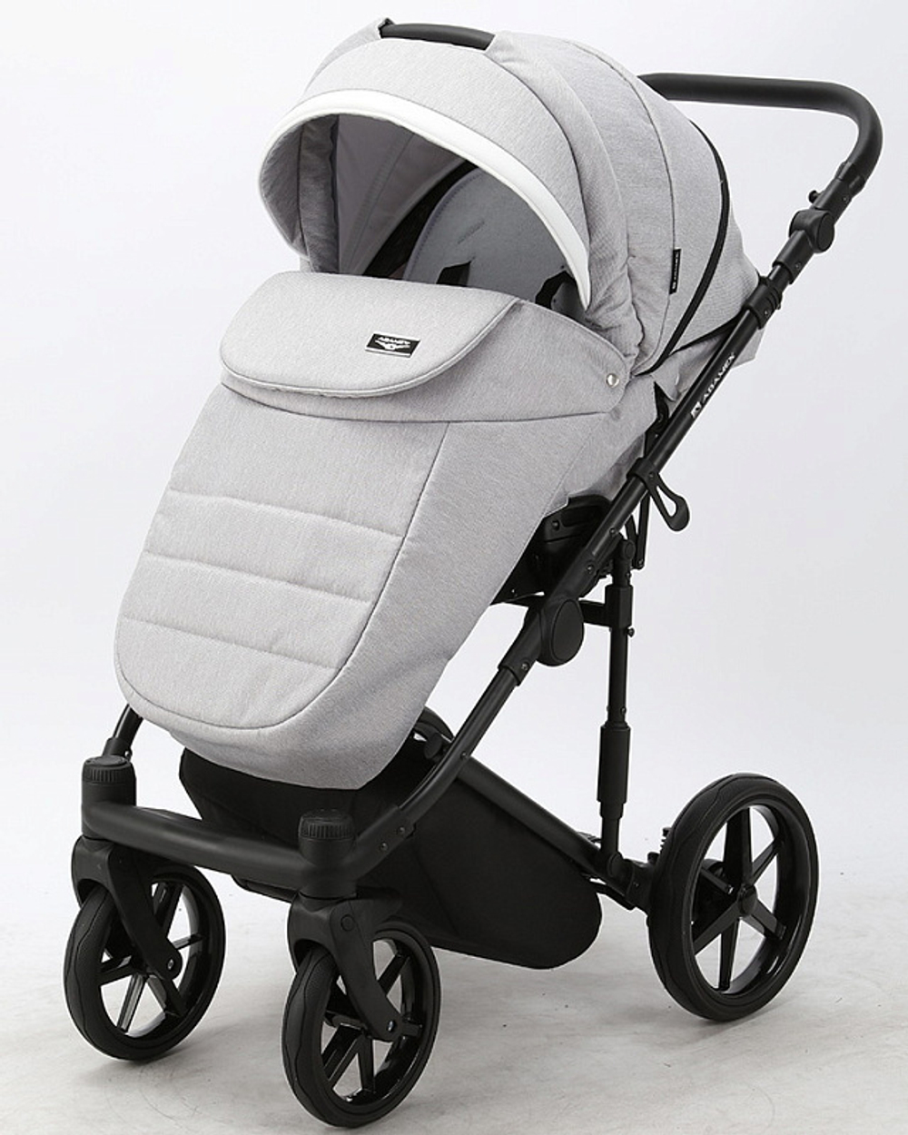 Детская коляска Adamex Rimini 2 в 1 RI76-TIP СВ.СЕР+СВ.СЕР.КОЖА+БЕЛ.ОТДЕЛКА