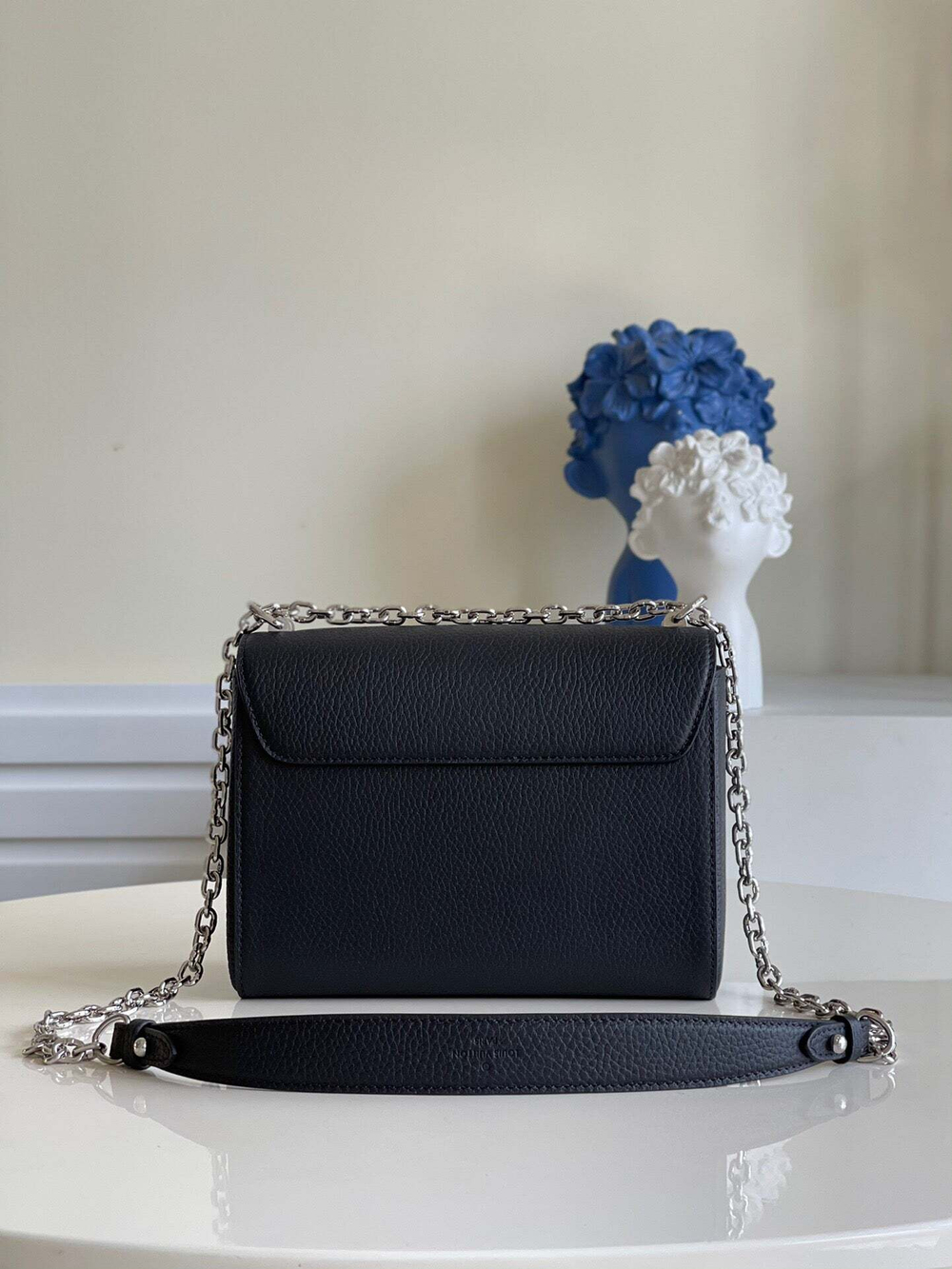 Louis Vuitton Twist MM