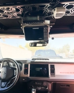 Откидное крепление для GPS-навигатора Lowrance HDS7-LIVE для Bronco и Bronco Raptor