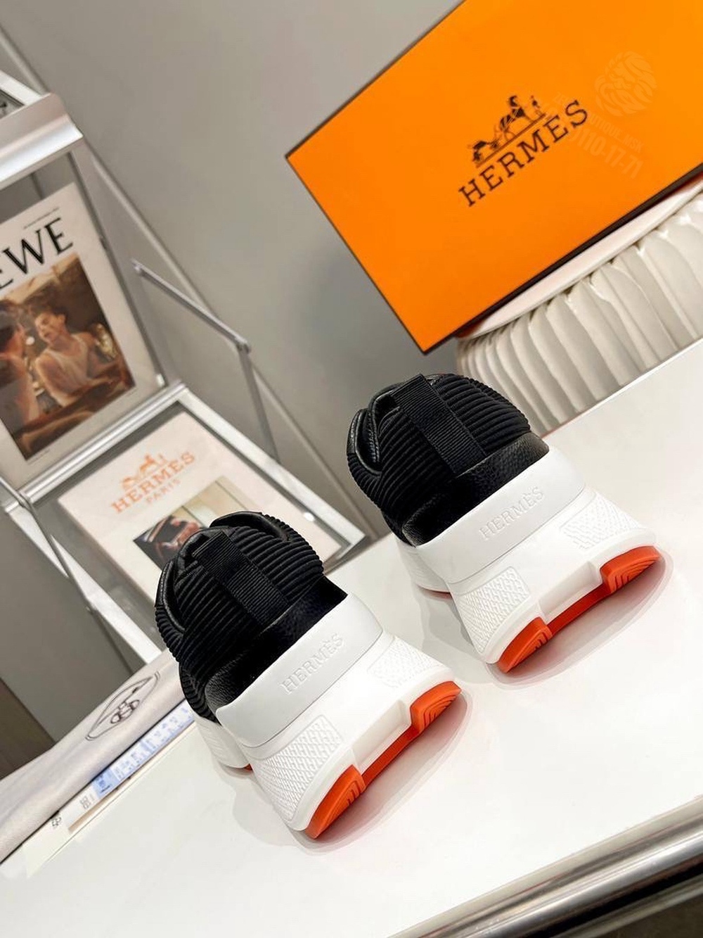 Кроссовки Hermes