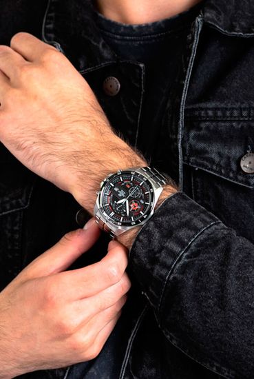 Наручные часы Casio EFR-556DB-1A