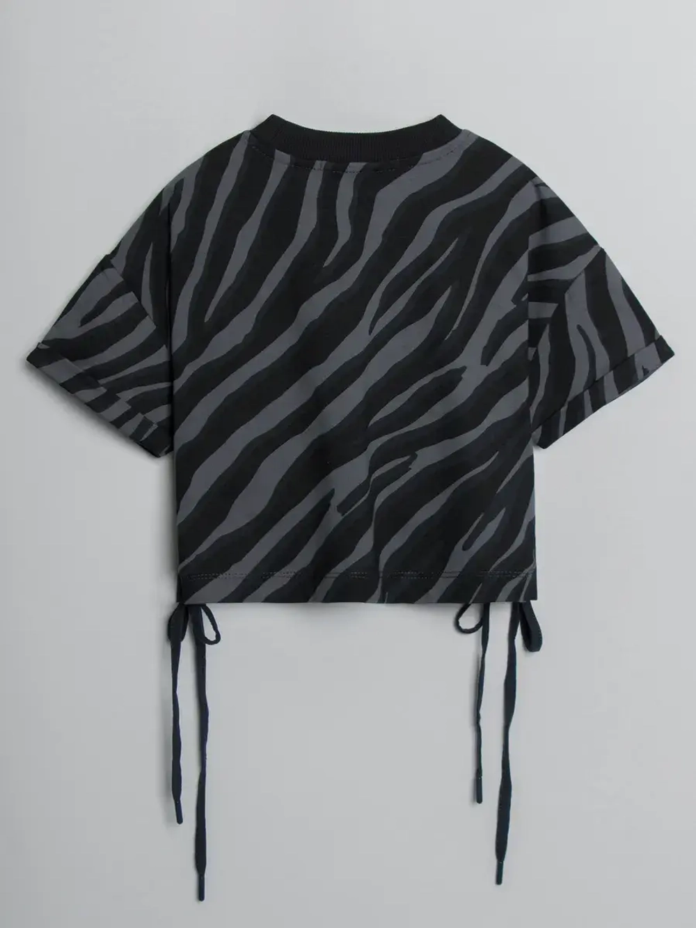 Костюм в садик, футболка и юбка