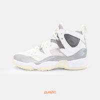  Кроссовки Jordan Two Trey 