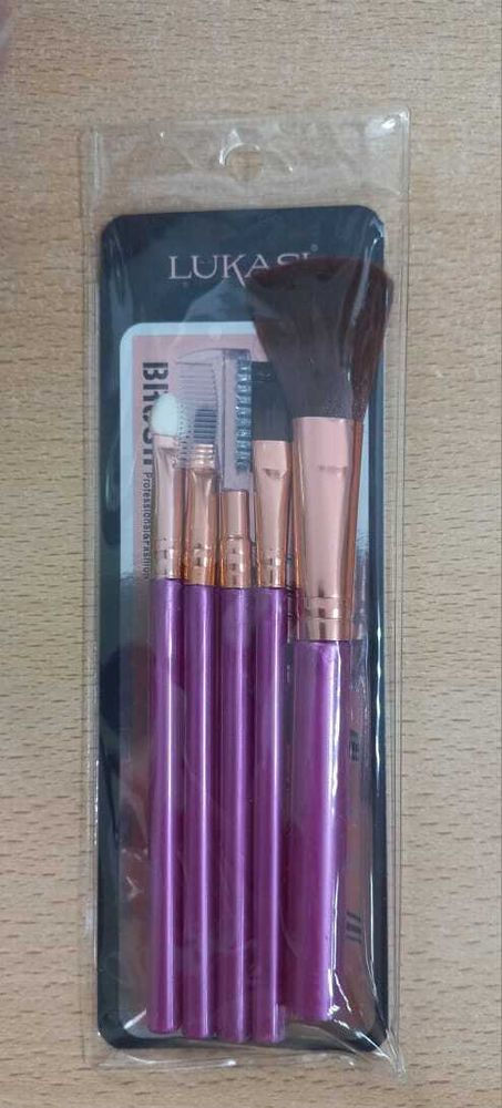 MakeUp Набор кистей д/макияжа (5 предметов)