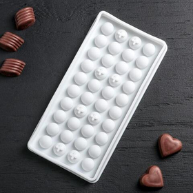 Форма 40 ячеек, 24х12х2 см "Шарики"