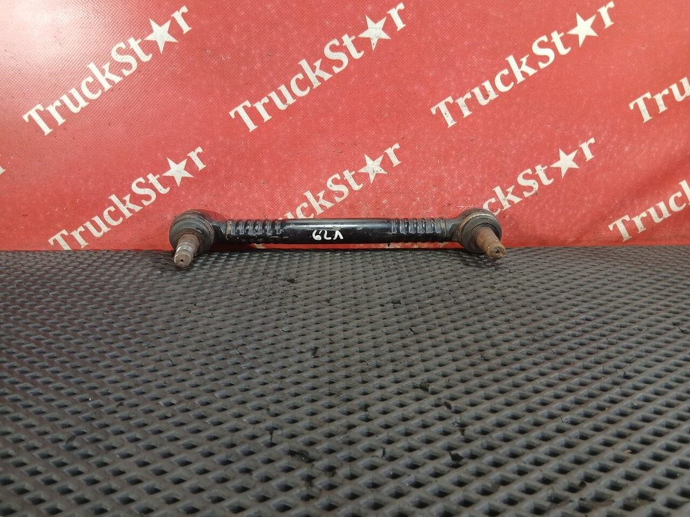 Стойка переднего стабилизатора