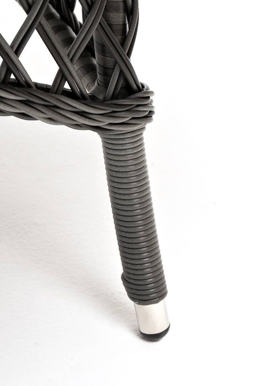 "Эспрессо" плетеный круглый стол, диаметр 150 см, цвет графит