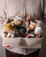 Медовый подарочный набор HoneyForYou в деревянном ящике с медом, орехами и бочонком