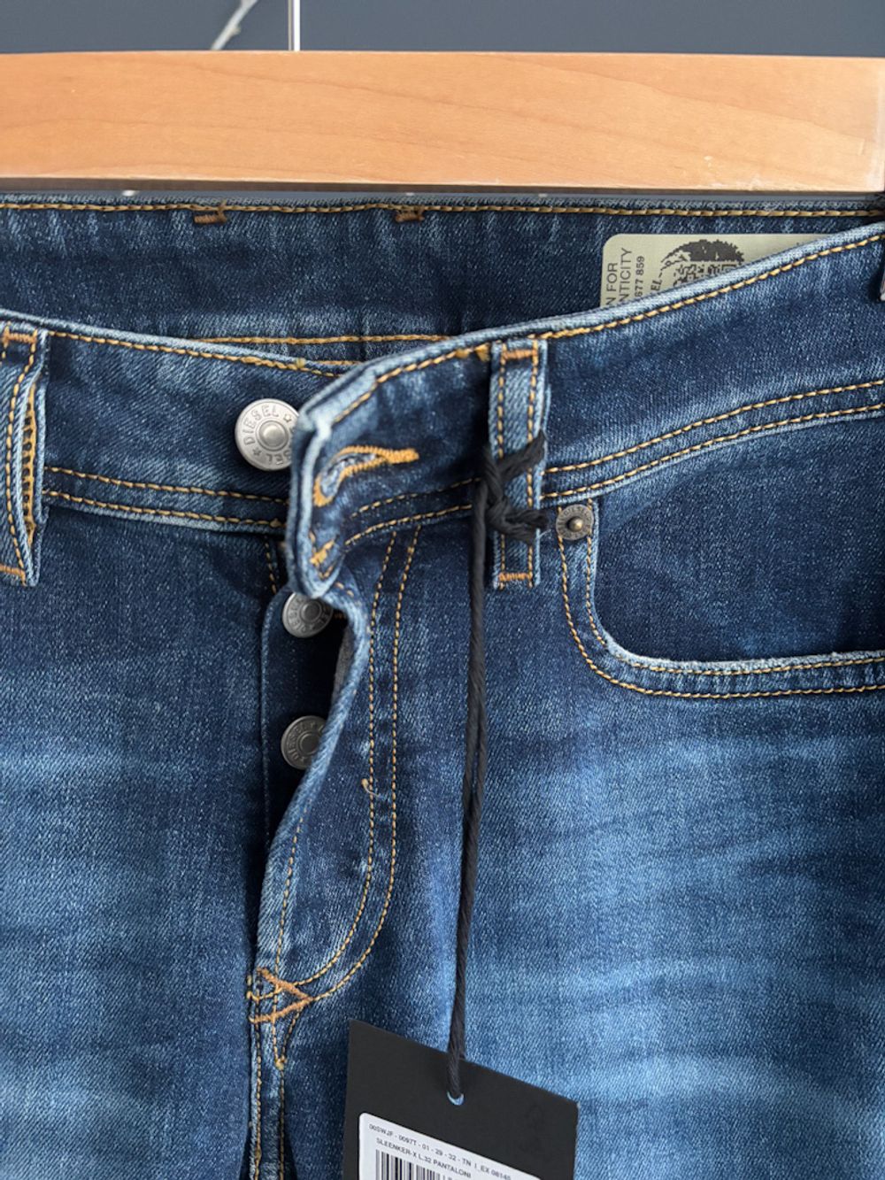 Новые джинсы Diesel, 164