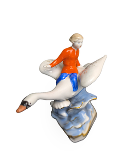 Фарфоровая статуэтка "Гуси-лебеди" (Дулево) 1967г