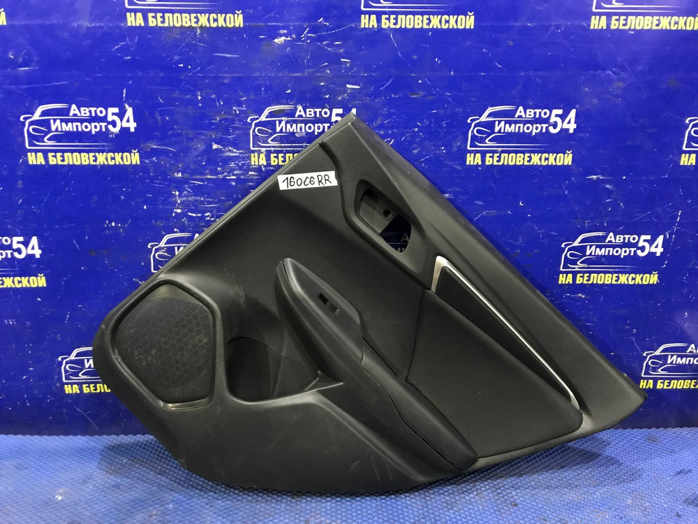 Обшивка двери Honda FIT 2013-2017